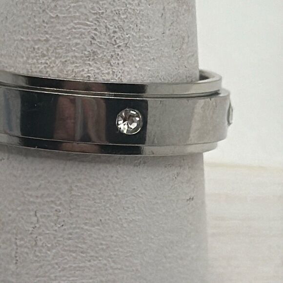 Brand New!! Size 9 Stainless steel plated eternity spinner fidget ring with zirc - Picture 2 of 4